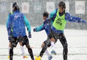 Fenerbahçe, Kar Altında Çalıştı