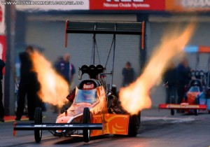 Drag yarışında saatte 450 km hızla kaza yaptı!
