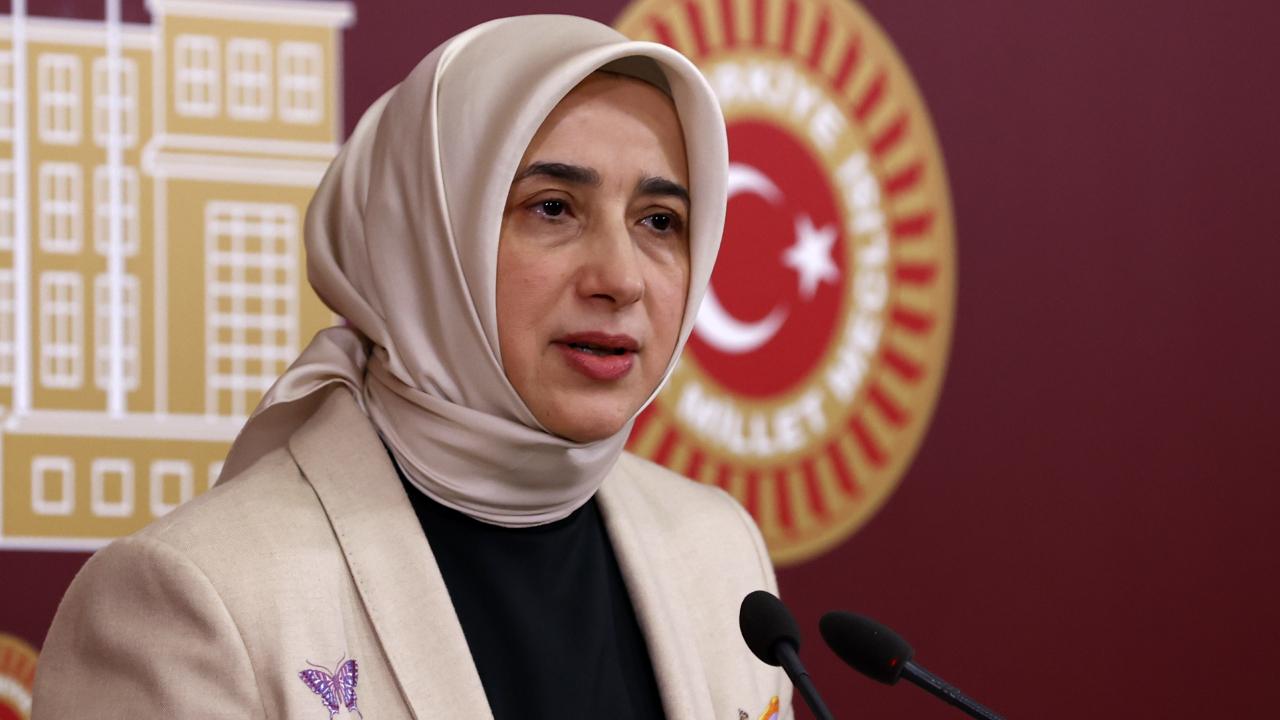 AK Partili Özlem Zengin: Kadın hakları denince akla gelen parti AK Parti!