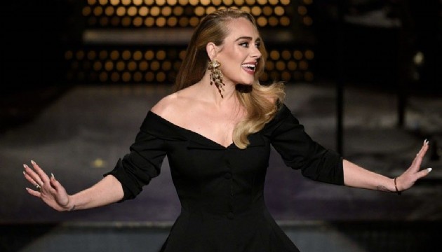 Adele yeni aşkını duyurdu!