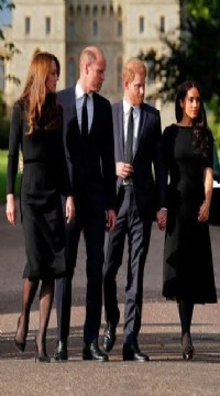 Harry ve Meghan saraya geri dönüyor