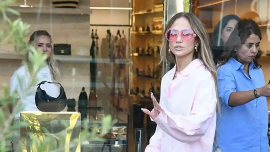 Jennifer Lopez, mağazaya alınmadı!