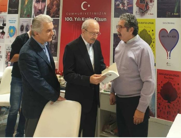 Kılıçdaroğlu kitap fuarına katıldı