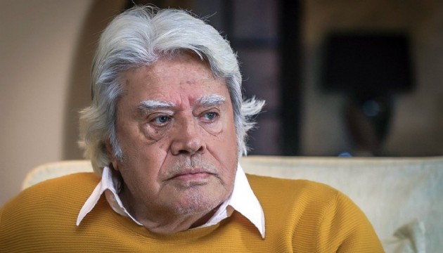 Cüneyt Arkın'dan gençlere sitem!