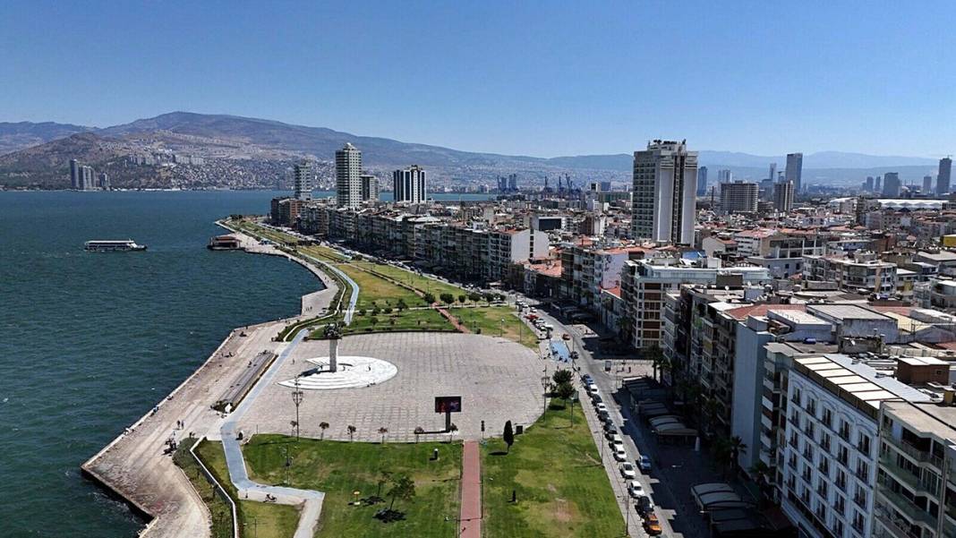 İzmir de termometreler 40 dereceyi gördü