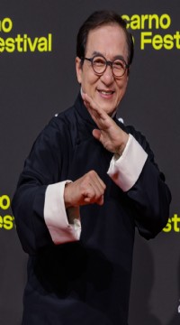 Jackie Chan'ı yıllar sonra görenler şaşırdı!