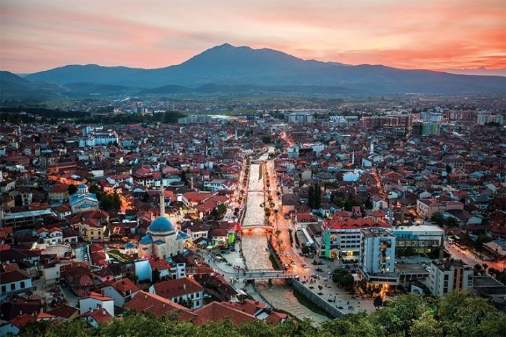 AB den Kosova ya vizesiz seyahat için yeşil ışık