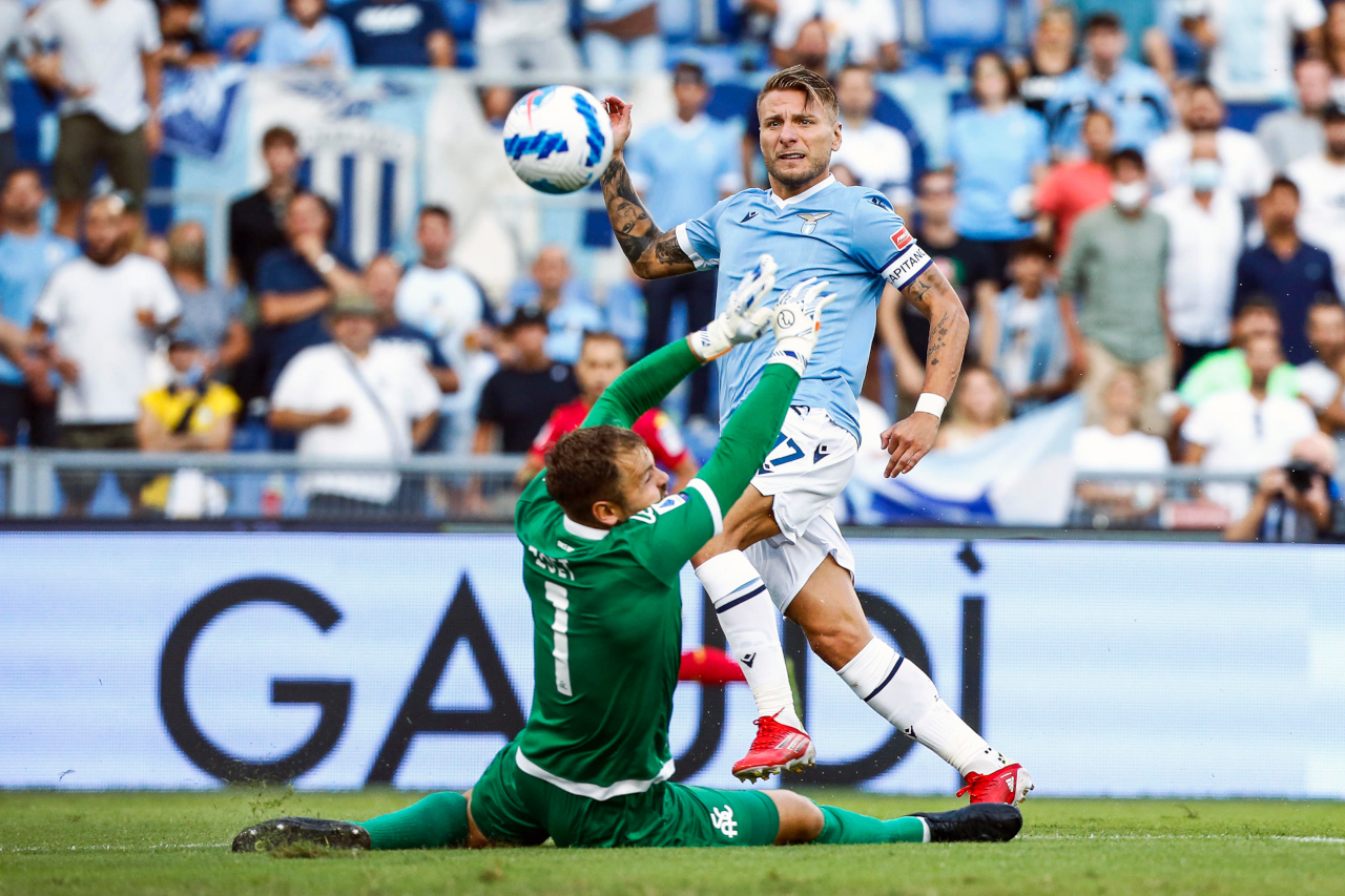 Lazio evinde farklı kazandı