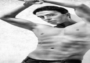 Yılmaz Morgül Spastik Rolünde 
