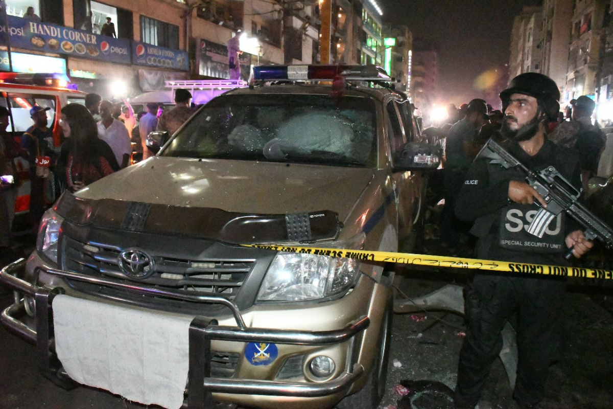 Pakistan’da bombalı saldırı: 1 ölü