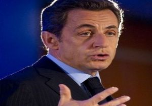 Sarkozy, Suriye İçin Daha Fazla Yaptırım İstedi 