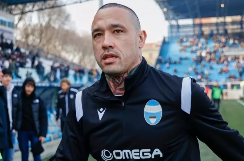 Radja Nainggolan dan ilginç transfer!