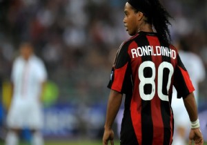 Ronaldinho’nun sözleşmesi feshedildi