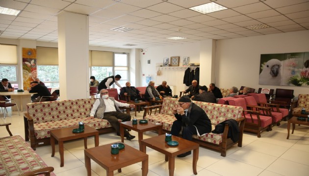 Emekli lokalleri yoğun devam ediyor!