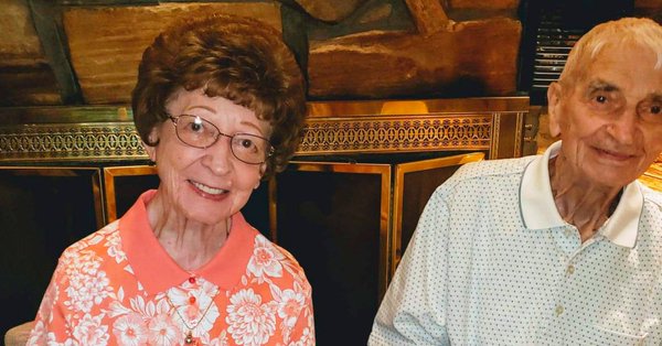 70 yıllık evli çift, 20 dakika arayla öldü