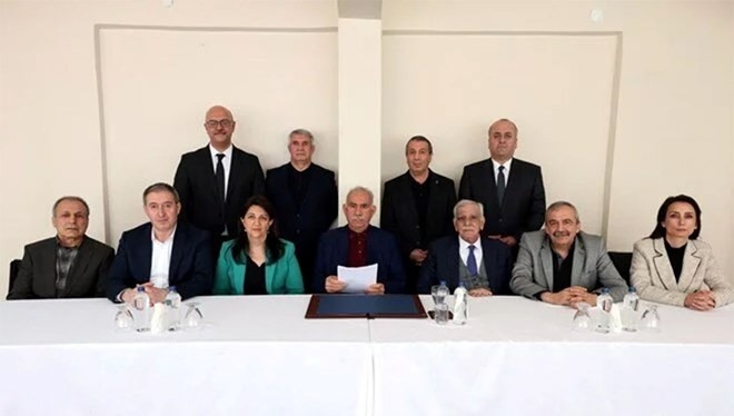 Abdullah Öcalan ailesi ile İmralı da görüştü