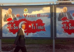 Hatay Tartışma Yaratan Afişler Kaldırıldı