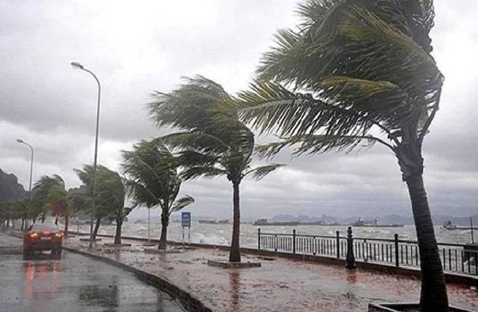 İstanbul un ardından dört kentte daha eğitime ara verildi