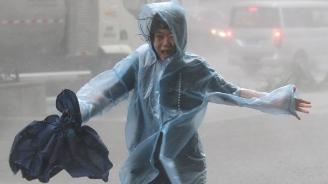 Mangkhut Tayfunu: Asya da 66 kişi öldü