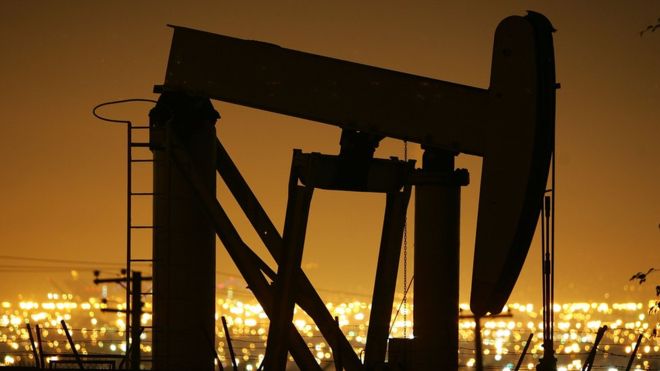 Petrol fiyatlarının 100 doları bulması dünya ekonomisi için ne anlama gelir?