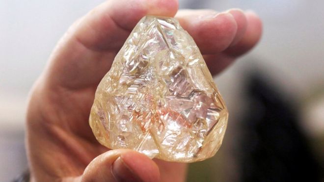 Barış elması  6,5 milyon dolara satıldı