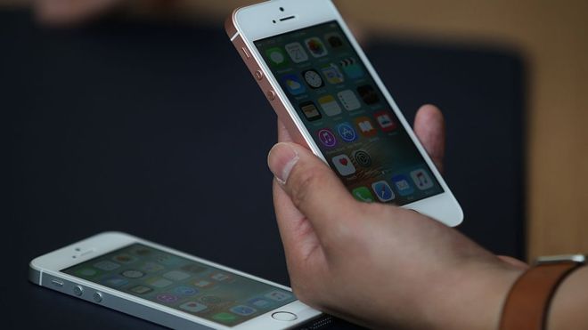 Kullanıcıları Apple a dava açıyor