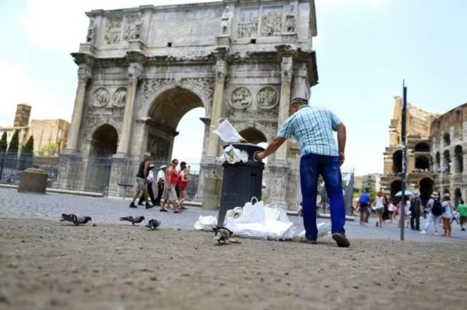  Irkçı  bilim adamlarının adları Roma sokaklarından siliniyor