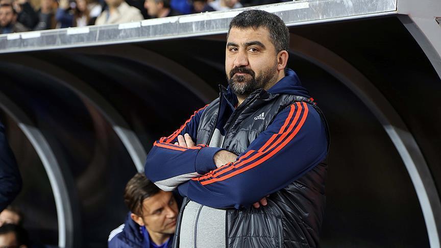 Ümit Özat tan tepki:  Fener in ayısı  mahkemelik oldu