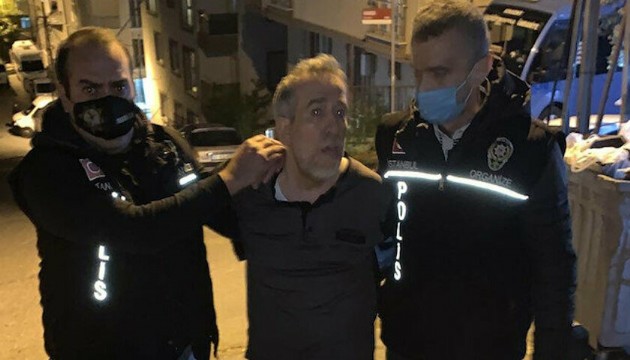 Maaş dağıtan FETÖ'cü yakalandı