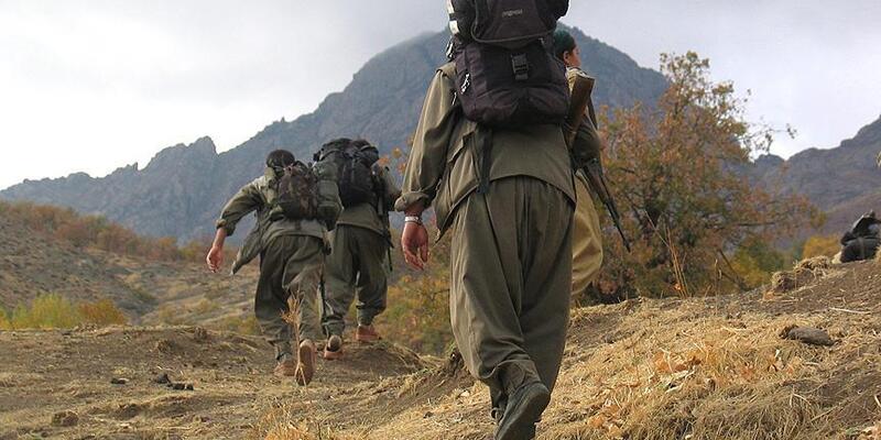 PKK lı teröristlere  Teslim ol  bildirisi