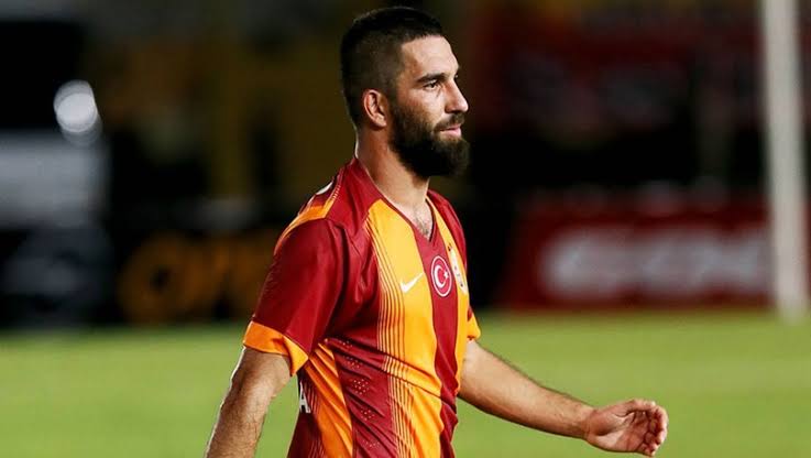 Arda Turan Galatasaray yolunda