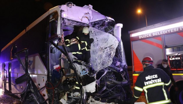 Feci kaza: Çok sayıda yaralı var