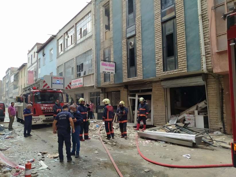 Ankara da patlama: 2 kişi yaralandı