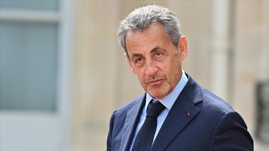 Sarkozy içini döktü: 216 sayfa tuttu!