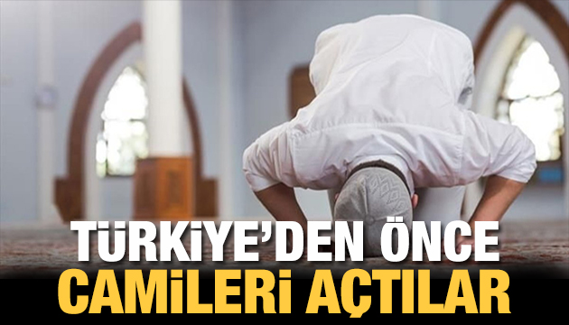 Camiler ibadete açıldı