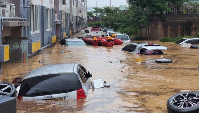 Şiddetli yağış: 5 ölü, 7 kayıp