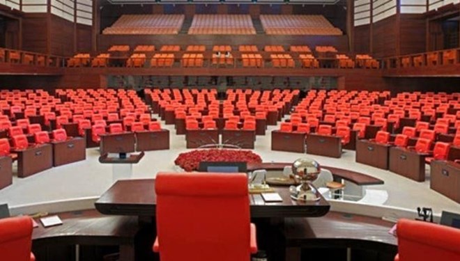 Meclis koltuklarına bakım