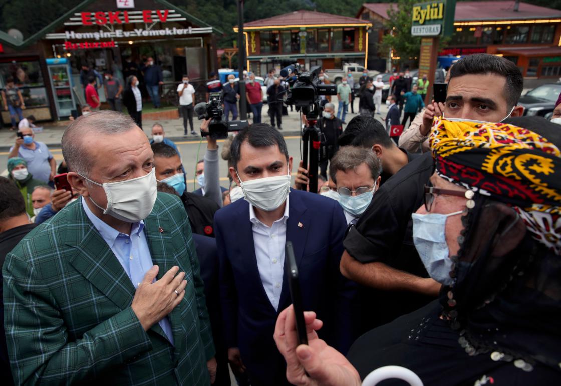 Bakan açıkladı: Birçok projeyi hizmete sunuyoruz