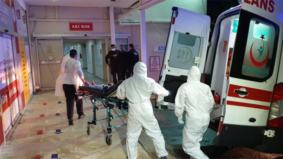 Türk aile Mısır dan ambulans uçakla getirildi