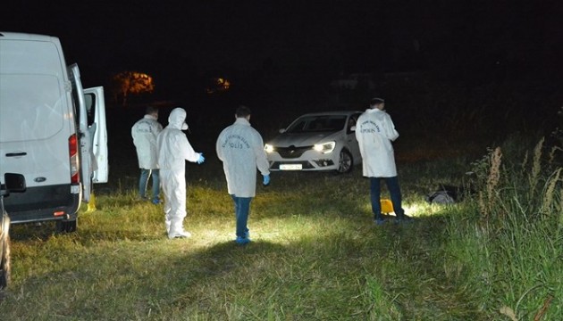 İş arkadaşını öldürüp kuyuya attı