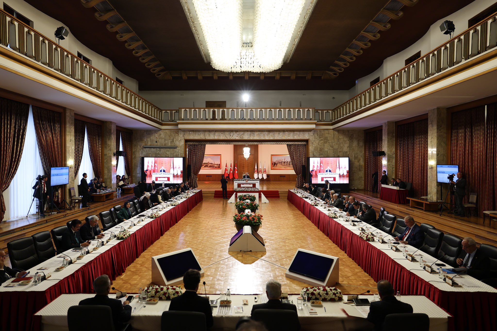 Süreç komisyonu toplanıyor