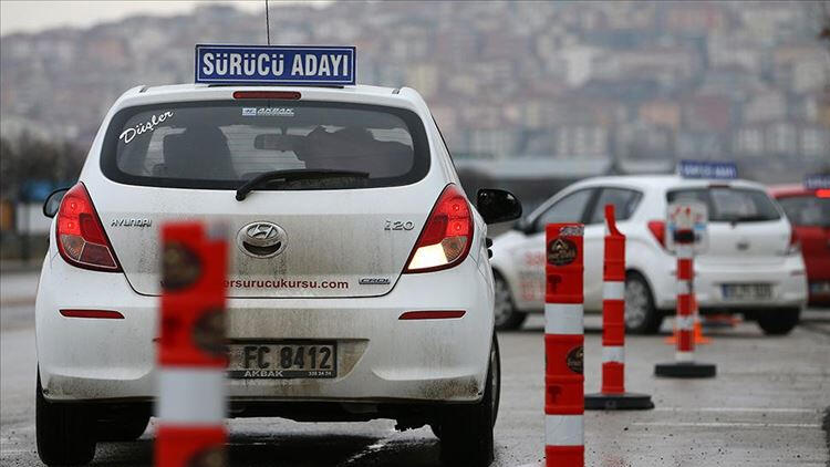 Sürücü kursları açılıyor