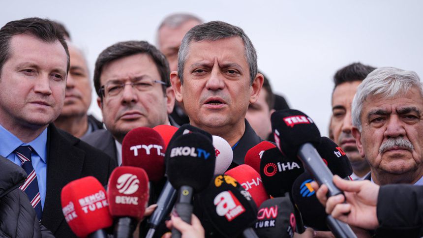 Özgür Özel, İmamoğlu nu ziyaret ediyor
