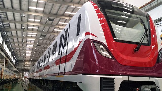 Bakan Karaismailoğlu: Metro hattı Nisan da açılıyor