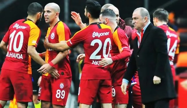 Fatih Terim den Feghouli ye şartlı onay!