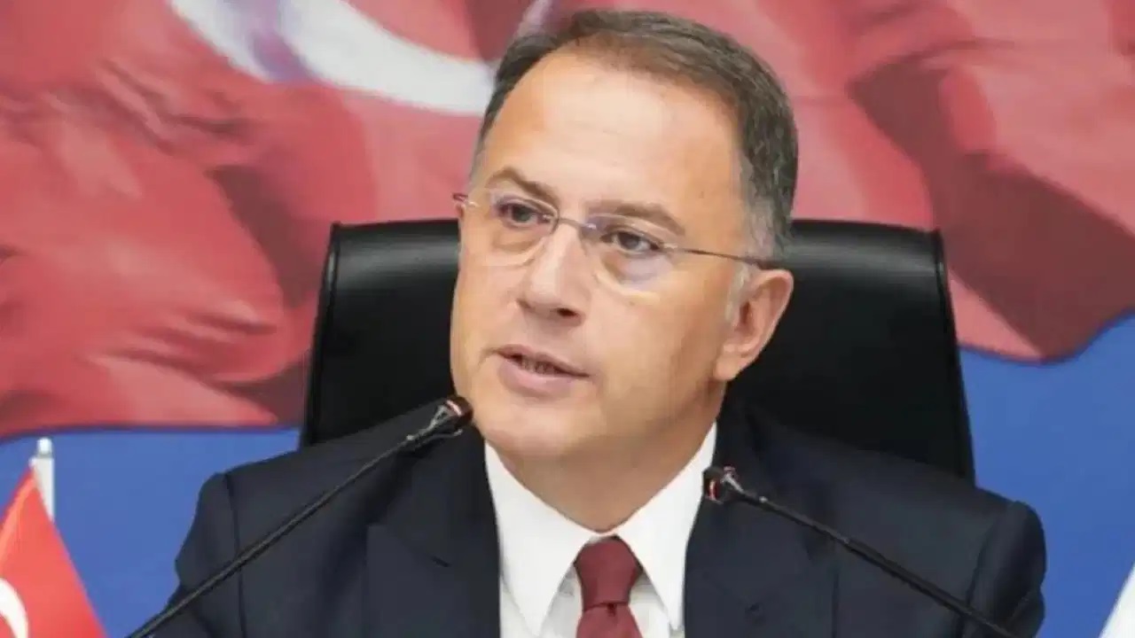 Mehmet Murat Çalık hastaneye kaldırıldı