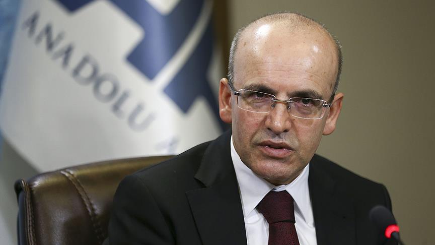 Bakan Şimşek yatırımcılarla bir araya geldi