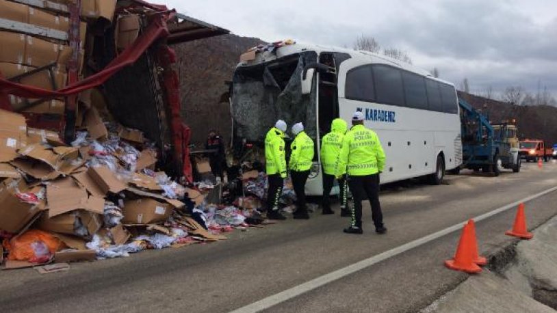 Çankırı da otobüs kazası: 31 yaralı
