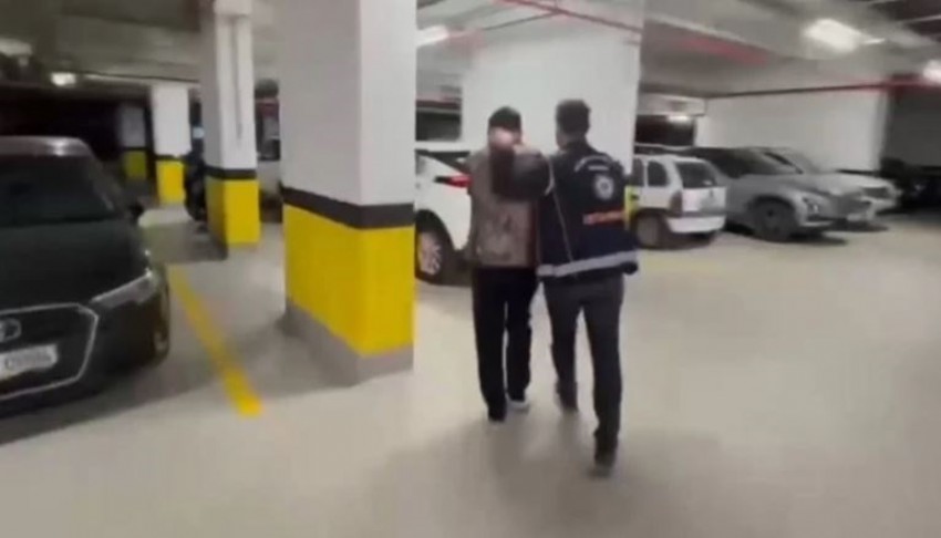 Sahte belgelerle vatandaşlık operasyonu: Tutuklandılar!