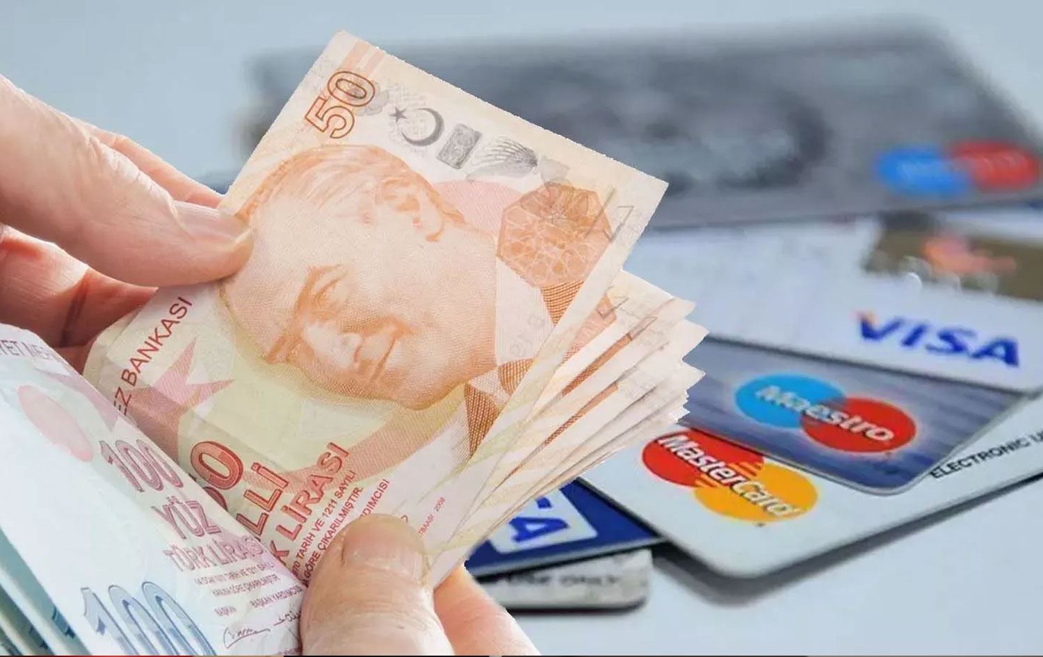 Kredi kartıyla ödemeler arttı